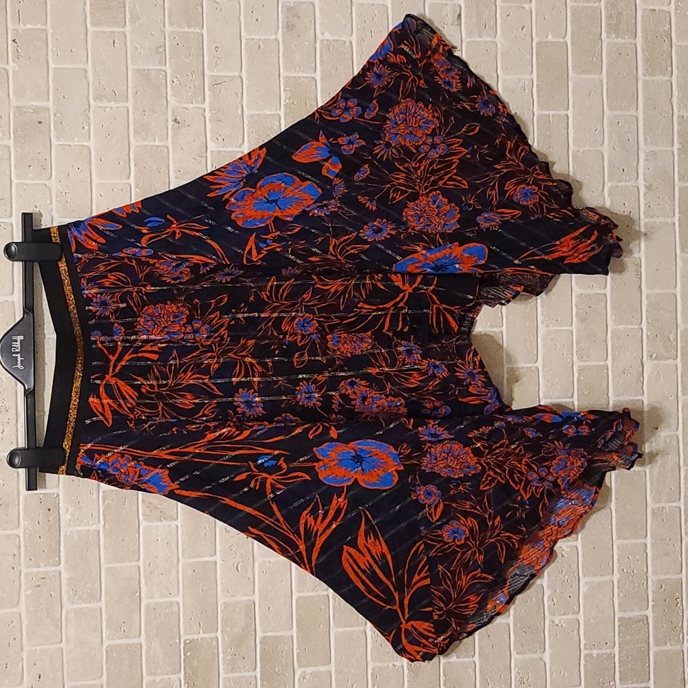 Desigual New Women's Black and Red Floral Prints Hanky Hem Skirt (Sz S)